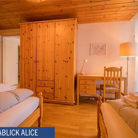 Furkablick Alice Und Yvonne By דירה