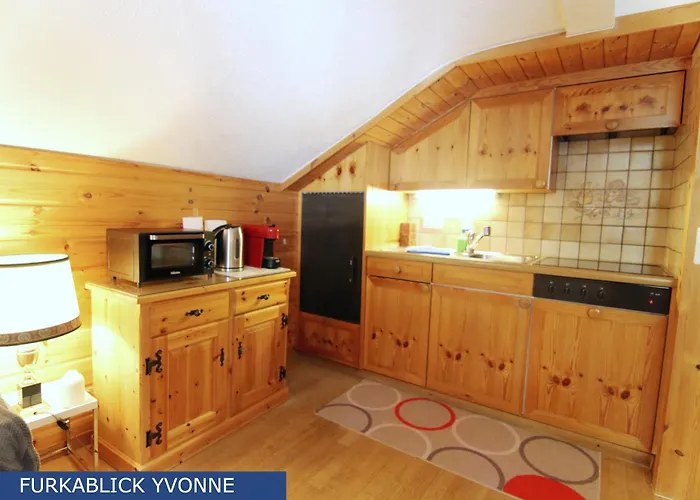 Furkablick Alice Und Yvonne By * Arosa