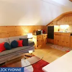 Furkablick Alice Und Yvonne By Arosa