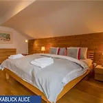 Appartement Furkablick Alice Und Yvonne By